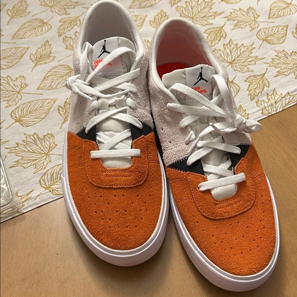 NEW Nike Air Jordan Series .02 Dear Deloris Suede Men’s Shoes Sail/Orange 13 - Picture 3 of 7